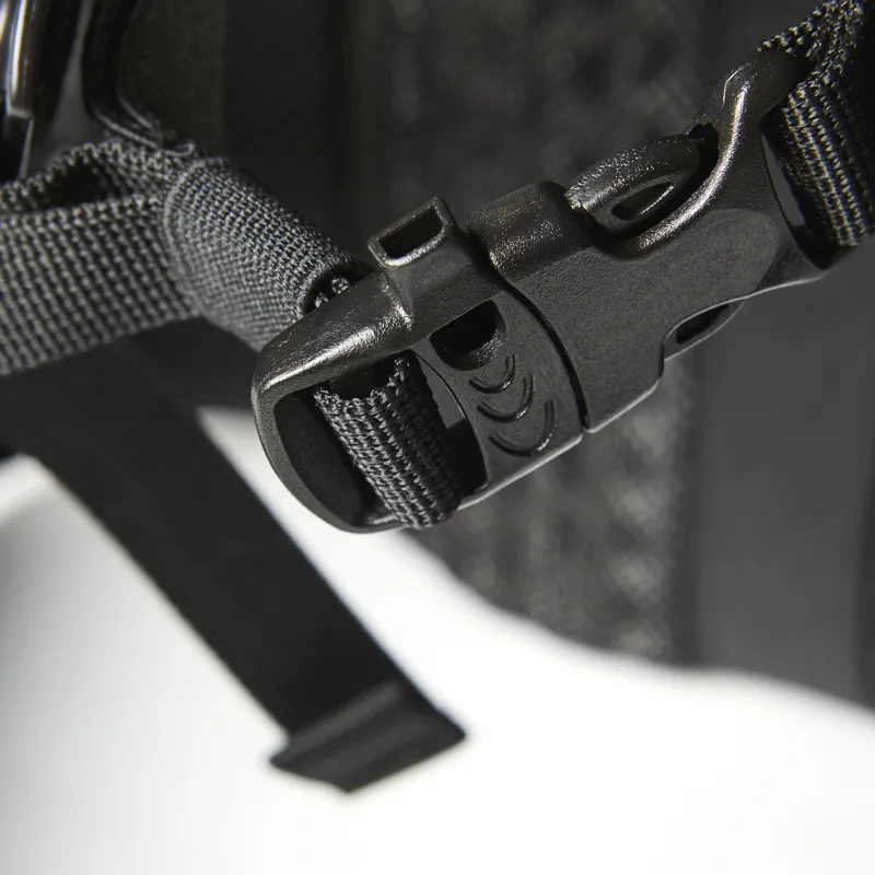 Fox Utility Hydration Pack - Medium - Black - All New-9