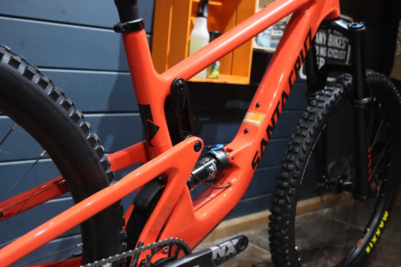 Current Demo Bike - Santa Cruz Hightower C R Model - Ember - Large-10