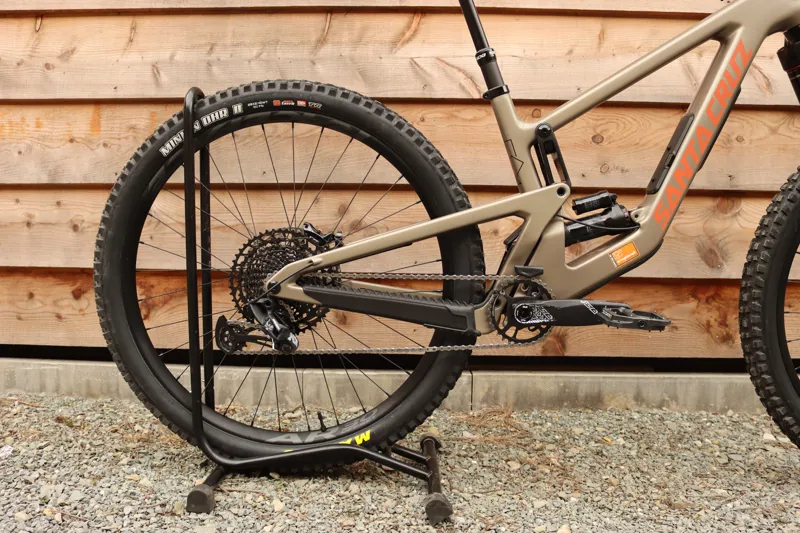 Current Demo Bike - Santa Cruz Megatower R Model - Matte Nickel Medium 22-2