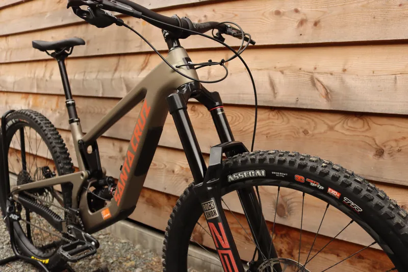 Current Demo Bike - Santa Cruz Megatower R Model - Matte Nickel Medium 22-5