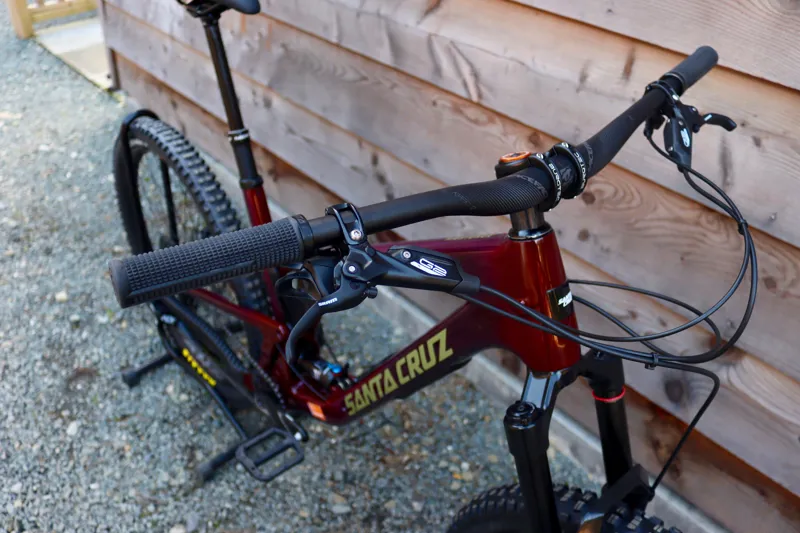 Current Demo Bike - Santa Cruz Hightower - R Model 23 - XLarge Purple-6