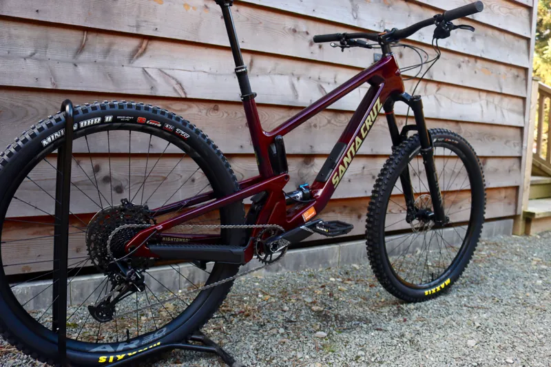 Current Demo Bike - Santa Cruz Hightower - R Model 23 - XLarge Purple-11
