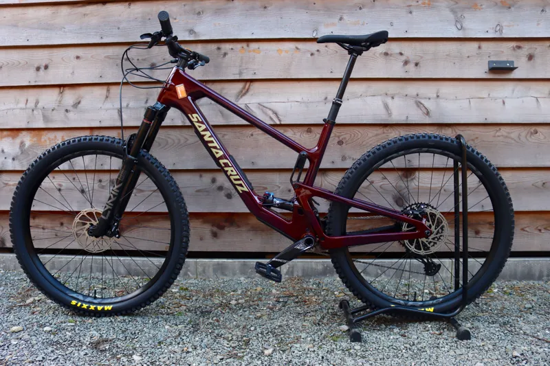 Current Demo Bike Santa Cruz Hightower R Model 23 XL Purple