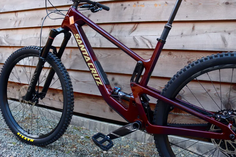 Current Demo Bike - Santa Cruz Hightower - R Model 23 - XLarge Purple-9