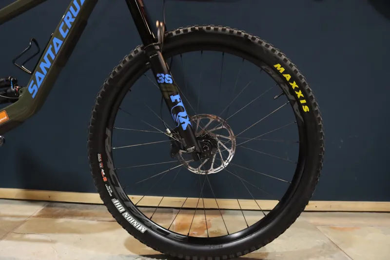 Current Demo Bike - Santa Cruz Bronson C S Model - Medium - 2022 - Moss Green-4