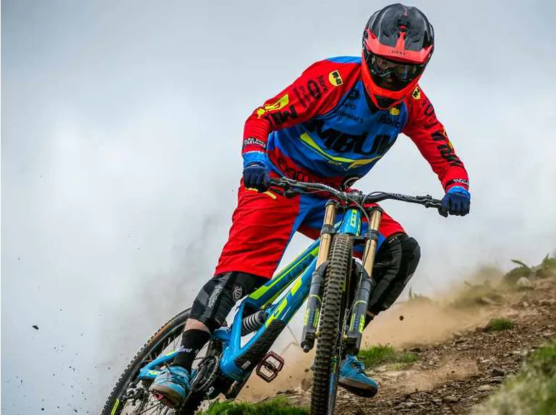 Oneplanet Adventure - Al Bonds Jumps and Drops Course-3