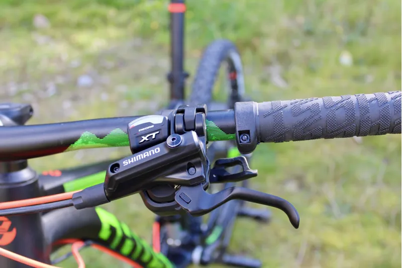 End of season // Ghost Kato FS 3 - 2017 - Night Black/Neon Red - Med-3