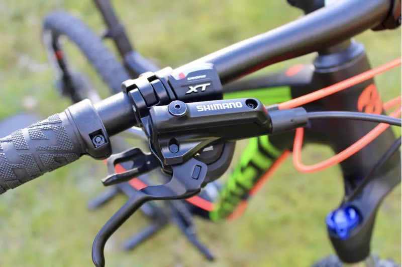 End of season // Ghost Kato FS 3 - 2017 - Night Black/Neon Red - Med-2