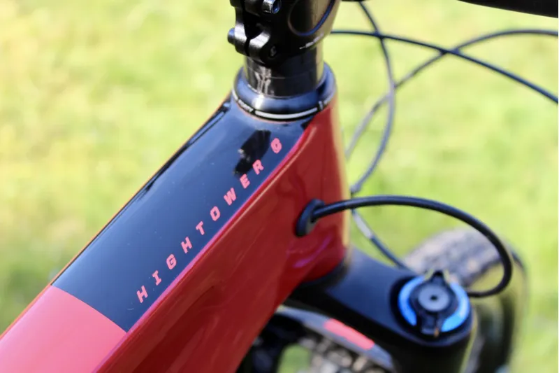 Ex-Demo // Santa Cruz Hightower - C - S Model - 29 2017 Srir / Red L-5