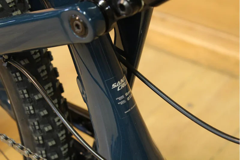 BLACK FRIDAY DEAL // Santa Cruz 5010 - C - R Model - Ink Black - Small-7