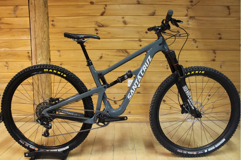 Ex-Demo Bike // Santa Cruz Hightower LT - C - R Model - Grey -Med