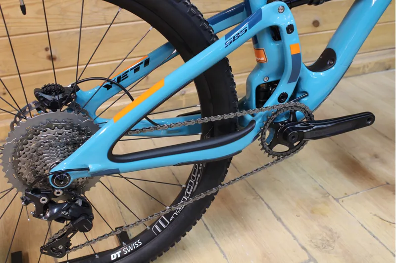 Ex-Demo Bike // Yeti SB5 - C Series - 2018 - Turquoise - Medium-1