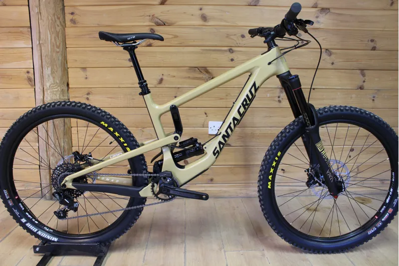 SOLD Demo Bike // Santa Cruz Nomad - C - R Model - Tan Black / Med-8