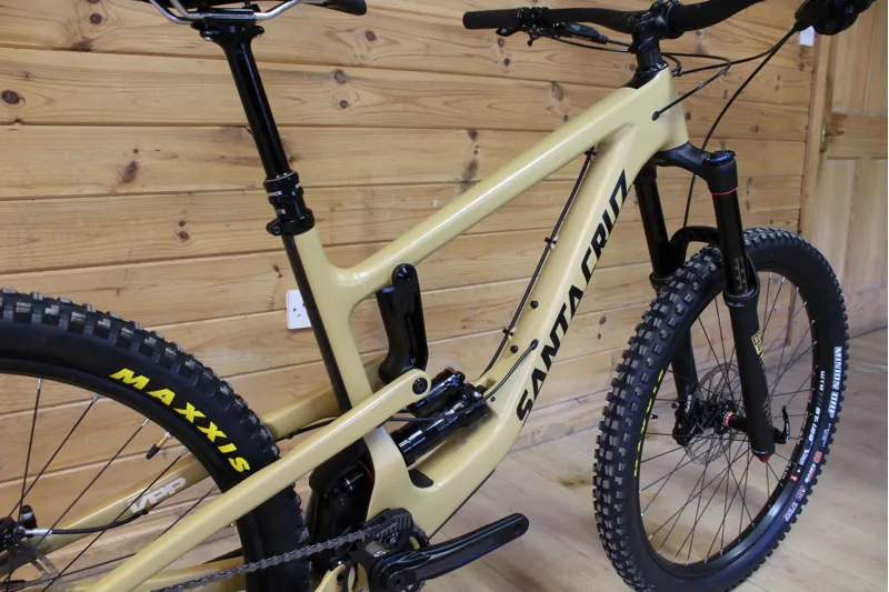 SOLD Demo Bike // Santa Cruz Nomad - C - R Model - Tan Black / Med-1