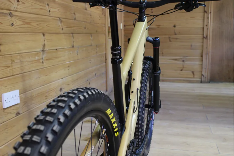 SOLD Demo Bike // Santa Cruz Nomad - C - R Model - Tan Black / Med-6