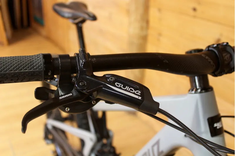 Current Demo Bike Santa Cruz Bronson V3 - C - R Model - Grey - Med-6