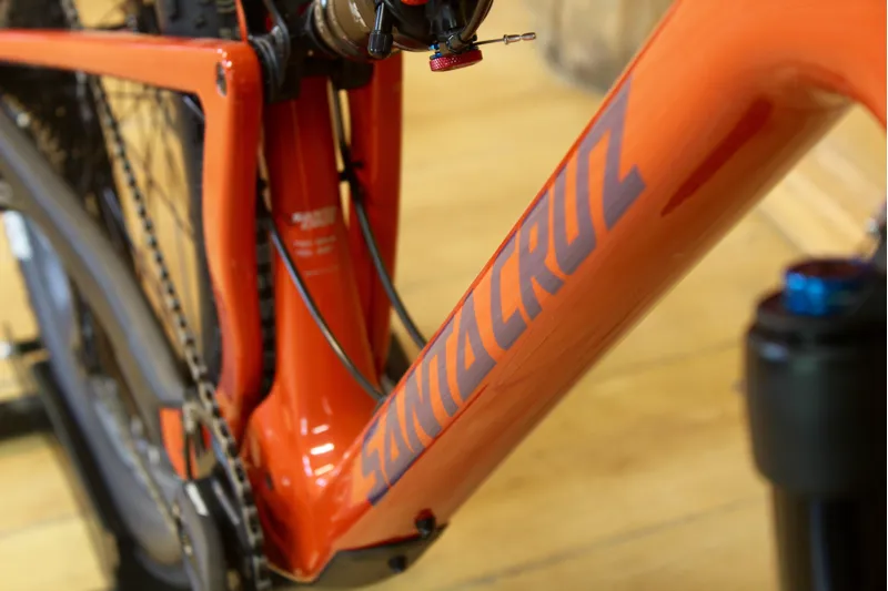 BLACK FRIDAY DEAL // Santa Cruz Blur 3 - Medium - S Model - Sunset-10