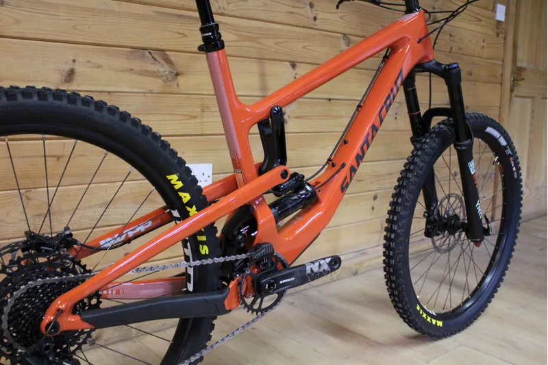 Current Demo Bike // Santa Cruz Nomad 2019 - C - R Model - Orange - XL-1