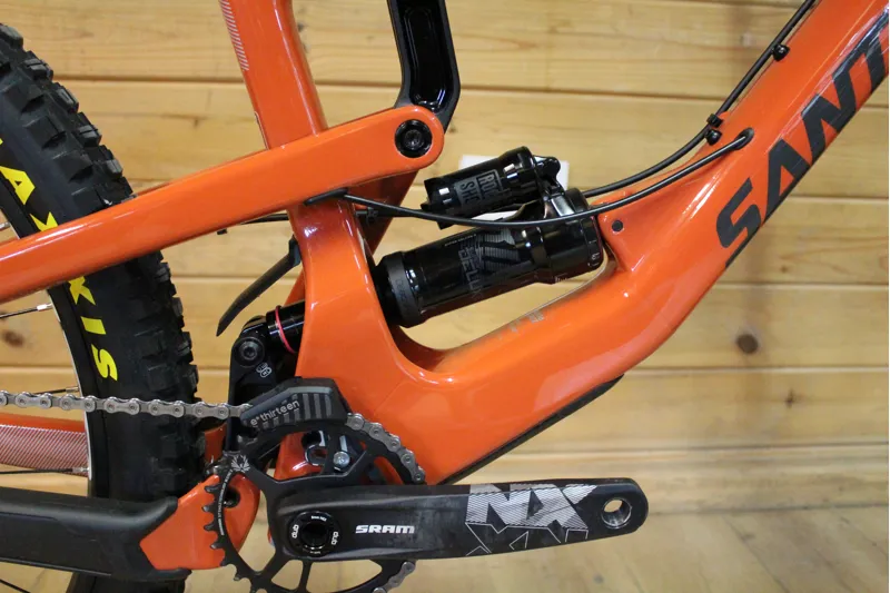 Current Demo Bike // Santa Cruz Nomad 2019 - C - R Model - Orange - XL-3