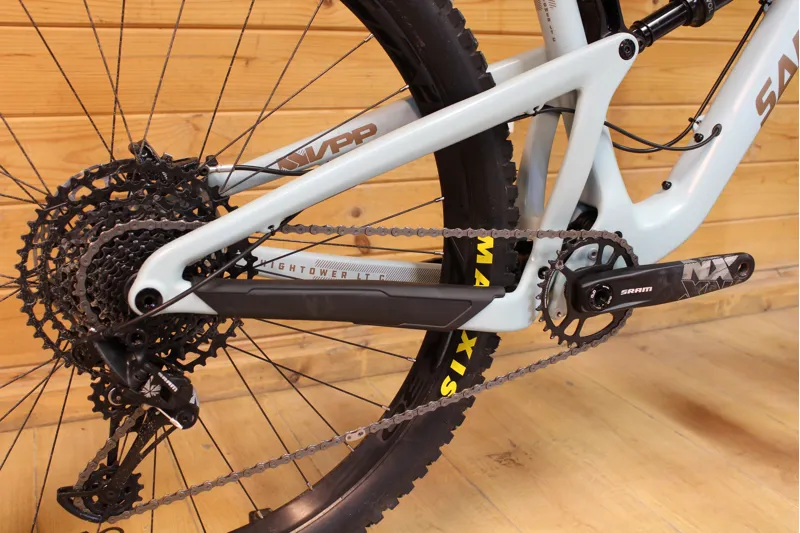 Ex-Demo Bike // Santa Cruz Hightower LT 19 - C-R - Sky Blue - Med-1