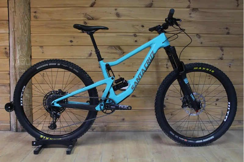 Current Demo Bike // Santa Cruz Bronson V3 - C - R Model - Grey - SML