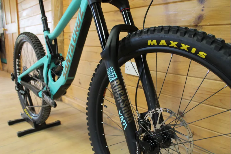 Current Demo Bike // Santa Cruz Bronson V3 - C - R Model - Grey - SML-7