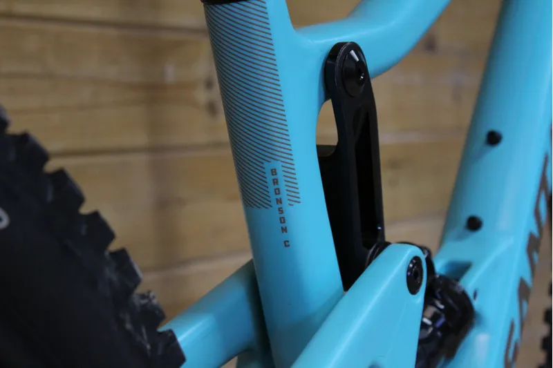 Current Demo Bike // Santa Cruz Bronson V3 - C - R Model - Grey - SML-9