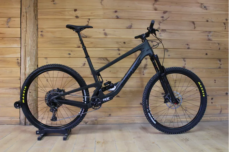 Current Demo Bike Santa Cruz Megatower C R Model BLK X