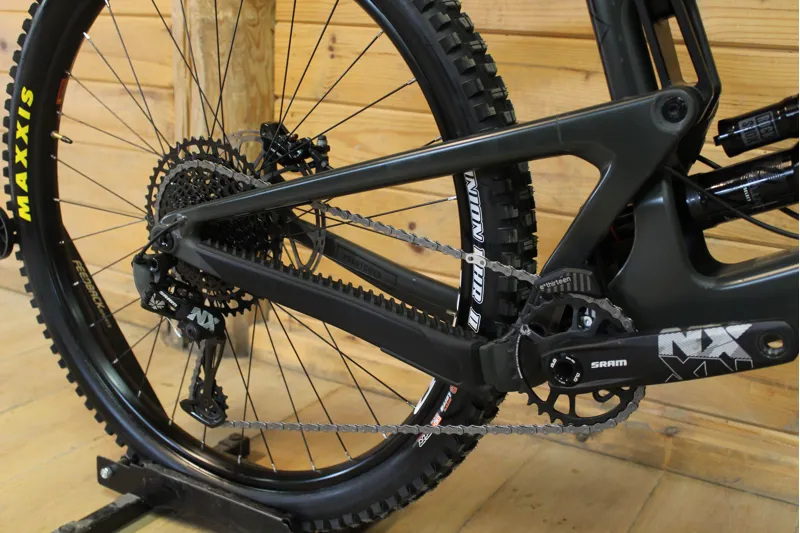 Current Demo Bike // Santa Cruz Megatower - C - R Model - BLK - XXL-2