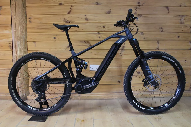 Current Demo Bike // Mondraker Crafty R+ - Black / Orange - Medium