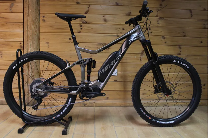 Current Demo Bike // Merida e-160 - 800 - Silk Titan - Large