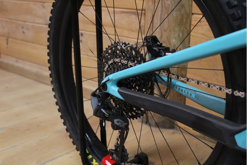 Current Demo Bike // Santa Cruz Bronson - C - S Reserve+ - Blue - Med-10