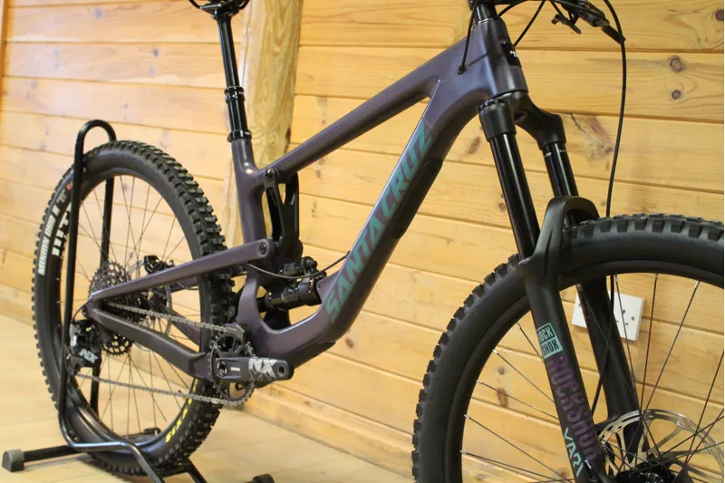 Current Demo Bike // Santa Cruz Nomad - C - R Model - Med - Eggplant-9