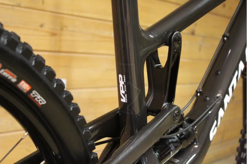 Current Demo Bike // Santa Cruz Nomad - C - R Model - LRG - Black-8