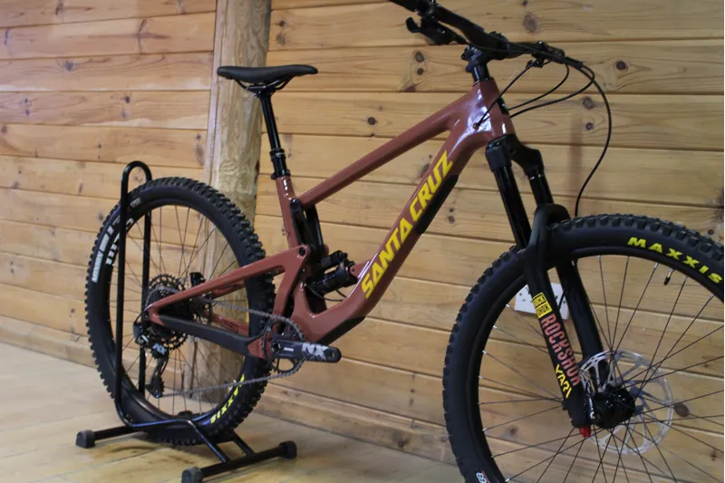 Current Demo Bike - Santa Cruz Bronson - C - R Model - Red T - Medium-5