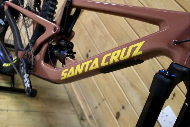 Current Demo Bike - Santa Cruz Bronson - C - R Model - Red T - Medium-6