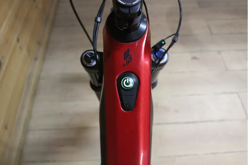 Ex-Demo Bike - Merida E-140 - 4000 - Red/Black - XLarge-5