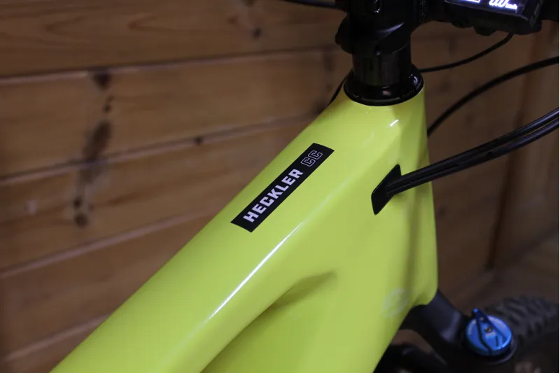 Current Demo Bike Santa Cruz Heckler CC - S Model - Yellow - XXL-10