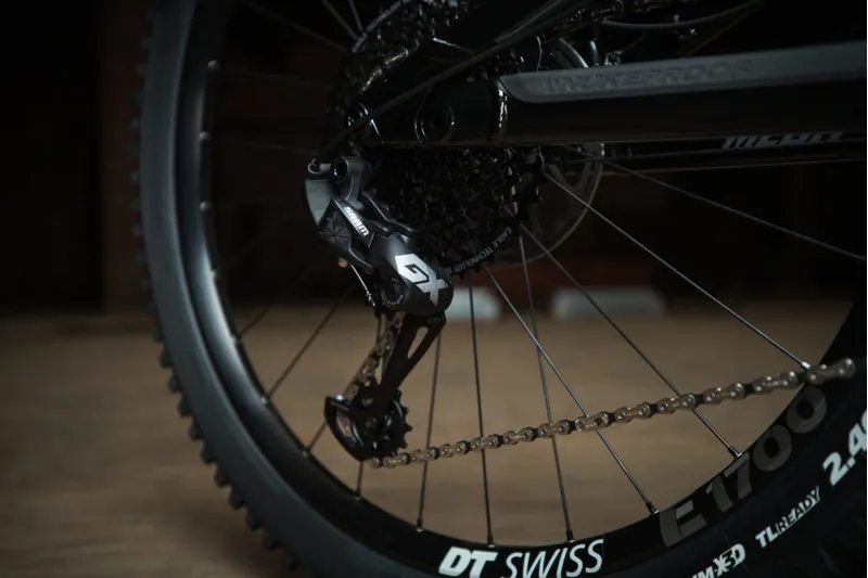 Nukeproof Mega 275c - 2020 - Pro Model - Carbon / Black-5