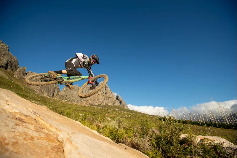 Santa Cruz Megatower C - R Model - 2020 - FS Green-5