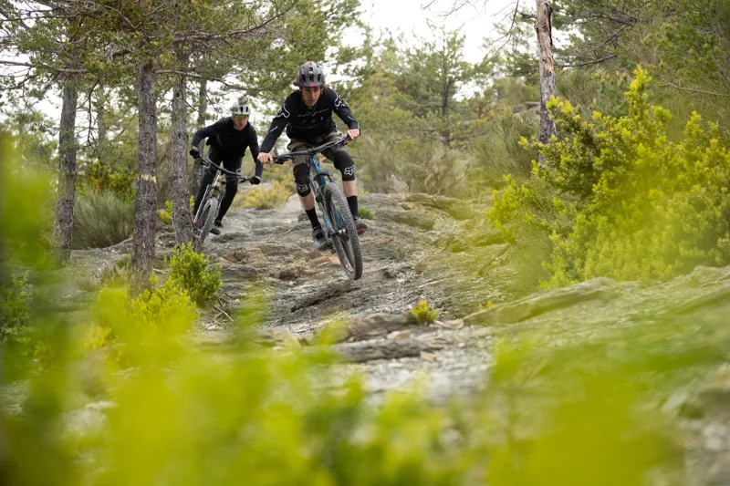 Santa Cruz Hightower C - R Model - 2020 - Highland Blue-4