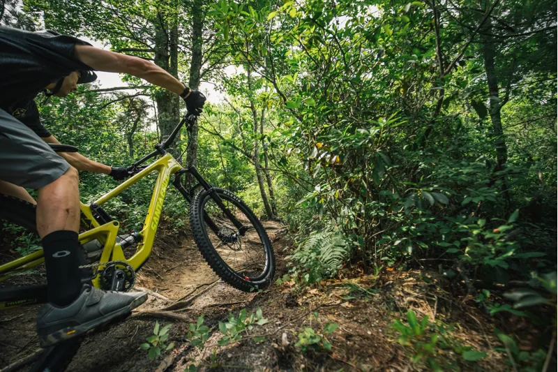 Santa Cruz Tallboy 4 C - R Model - 2020 - Black / Purple-8