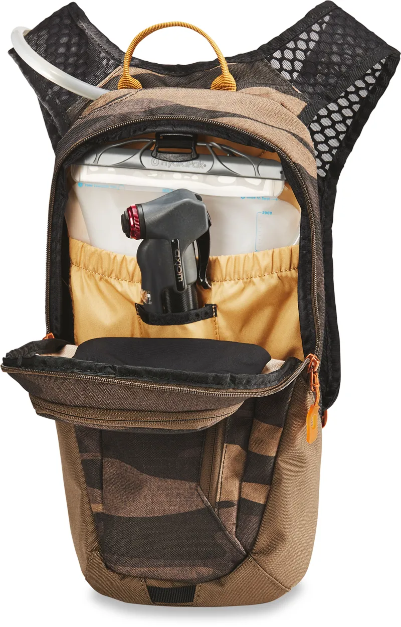 Dakine Shuttle 6L Pack - Field Camo-2