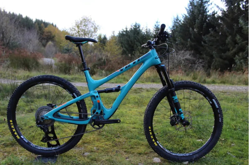 Ex-Demo Bike // Yeti SB5 - C Series - 2018 - Turquoise - Medium-9