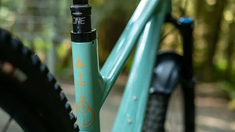 Forbidden Druid V2 - FX Build - MX Wheel - Sram T-Type Spruce Almighty-7