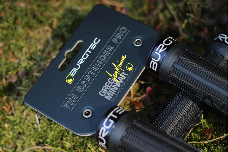 Burgtec Bartender Pro Greg - Minnaar Signature Grip - Lock On - Black-5