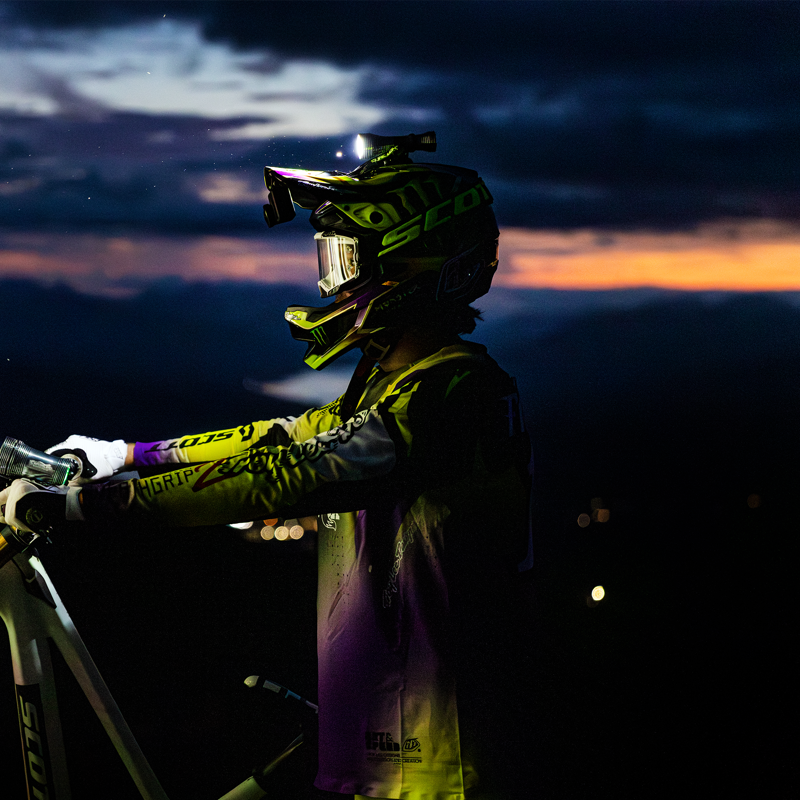 Exposure Lights Zenith 4 - 2360 Lumens Cycling Light-6